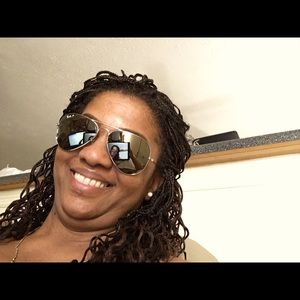 Meet your Posher, Mary jane